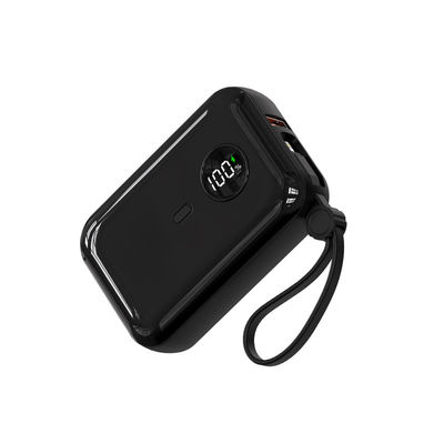 10000mAh 22.5W Παγκόσμιο ενσωματωμένο σε καλώδιο Power Bank Μαύρο λευκό πυρόστακτο ABS PC με LED δείκτες φωτισμού