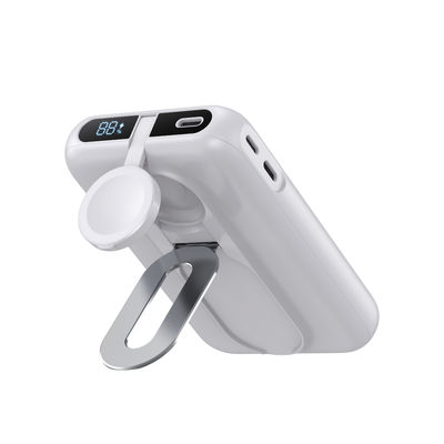 Καλή τιμή. Λευκό Li Polymer Power Bank Μαγνητικός φορητός φορτιστής τύπου C Έκδοση 5V/3A 15W σε απευθείας σύνδεση