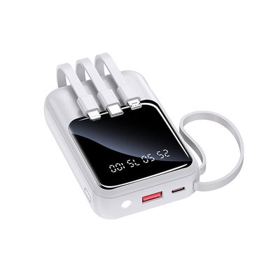 Καλή τιμή. Εξωτερική μαύρο / λευκό Power Bank με ενσωματωμένα καλώδια LED δείκτες σε απευθείας σύνδεση